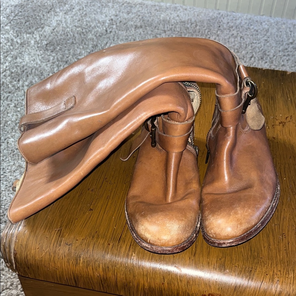 Women’s FRYE Brown Leather Boots